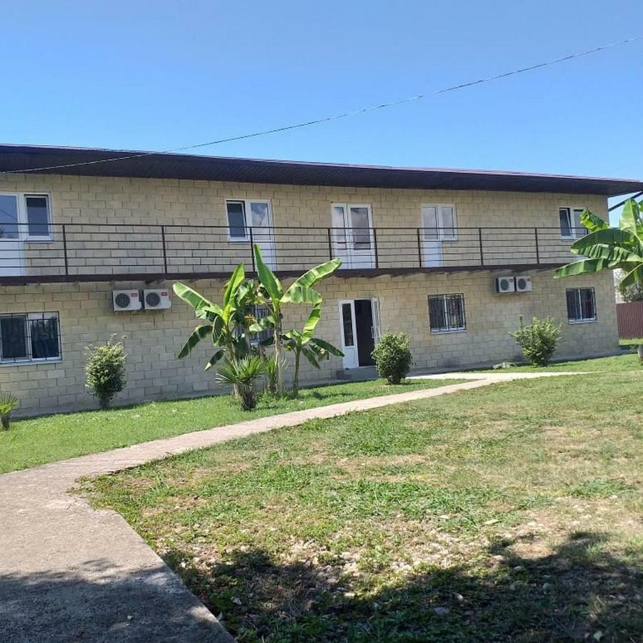 Solnechny Bereg Guest House 구다우타 외부 사진
