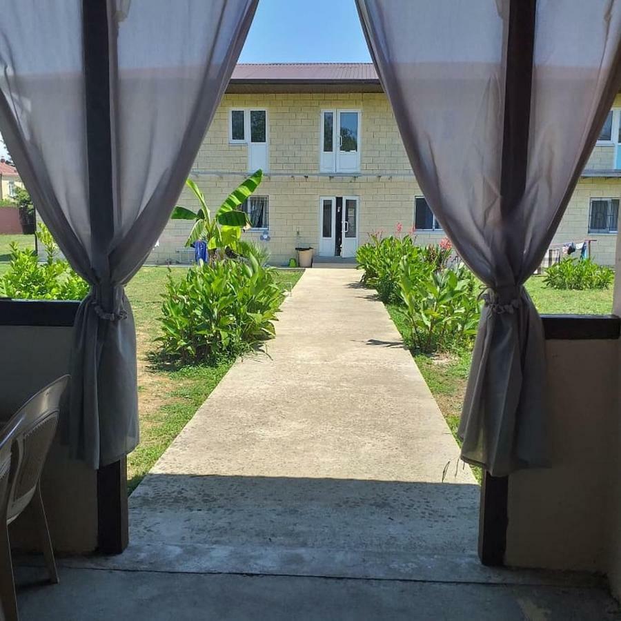 Solnechny Bereg Guest House 구다우타 외부 사진